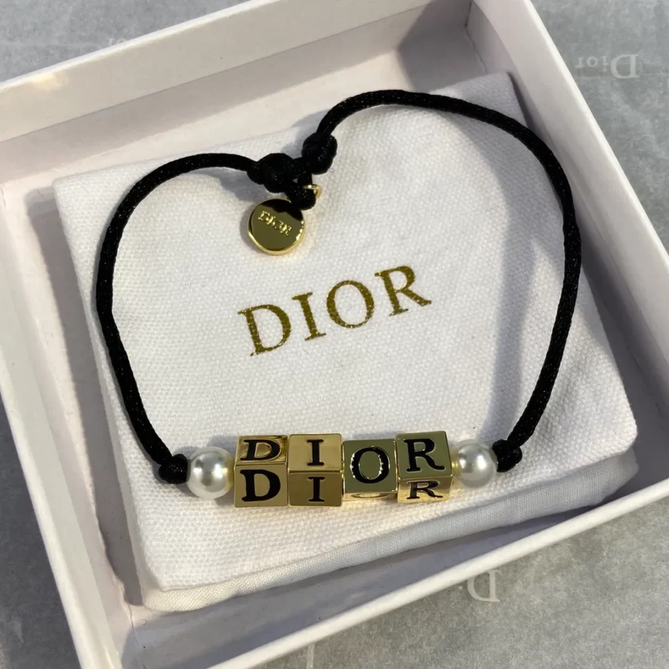 D-Dice Bracelet ,Black , Pink