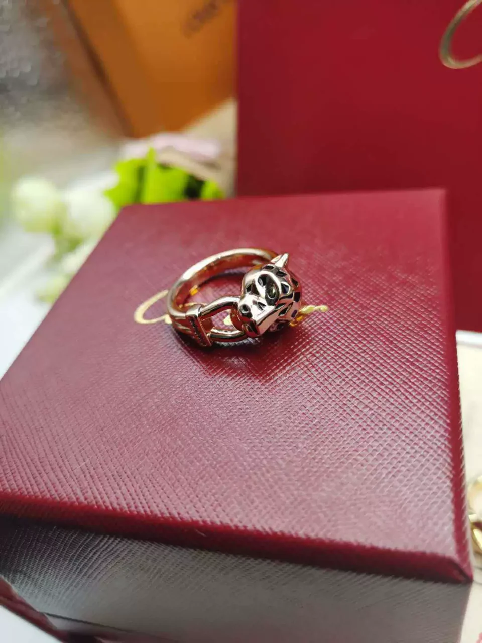 Panthère de Cartier ring