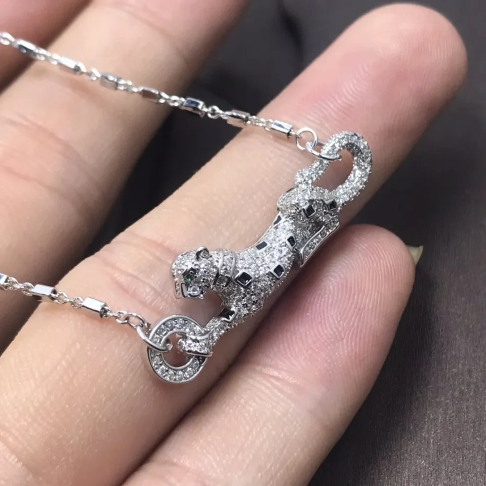 Panthère de Cartier necklaces