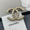 Chanel CC LOGO pedant brooch