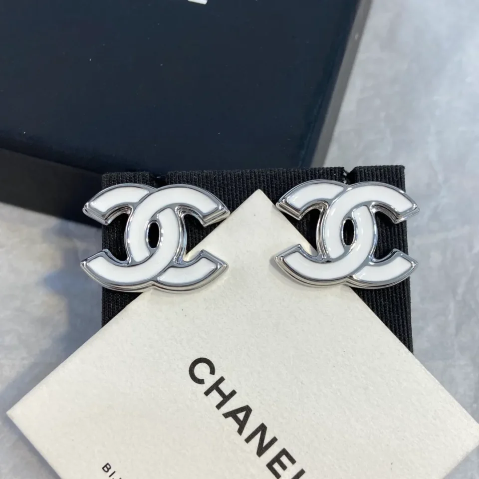 CC Logo Chanel white enamel earrings