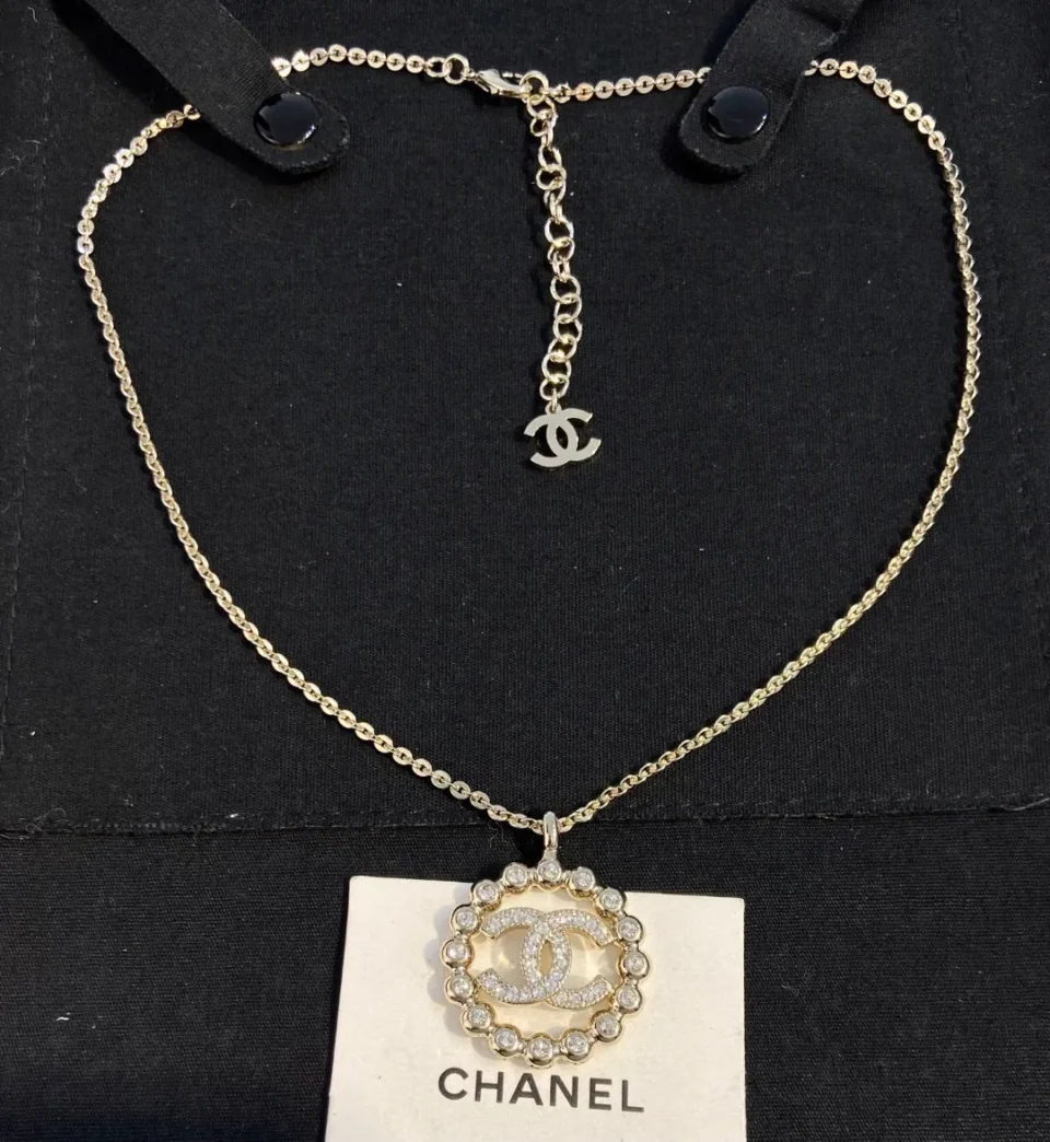 CHANEL diamond necklace ,golden/silver