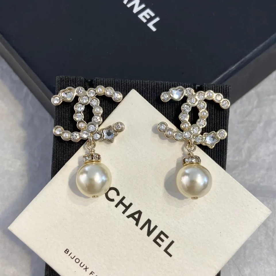 CHANEL pearl earrings
