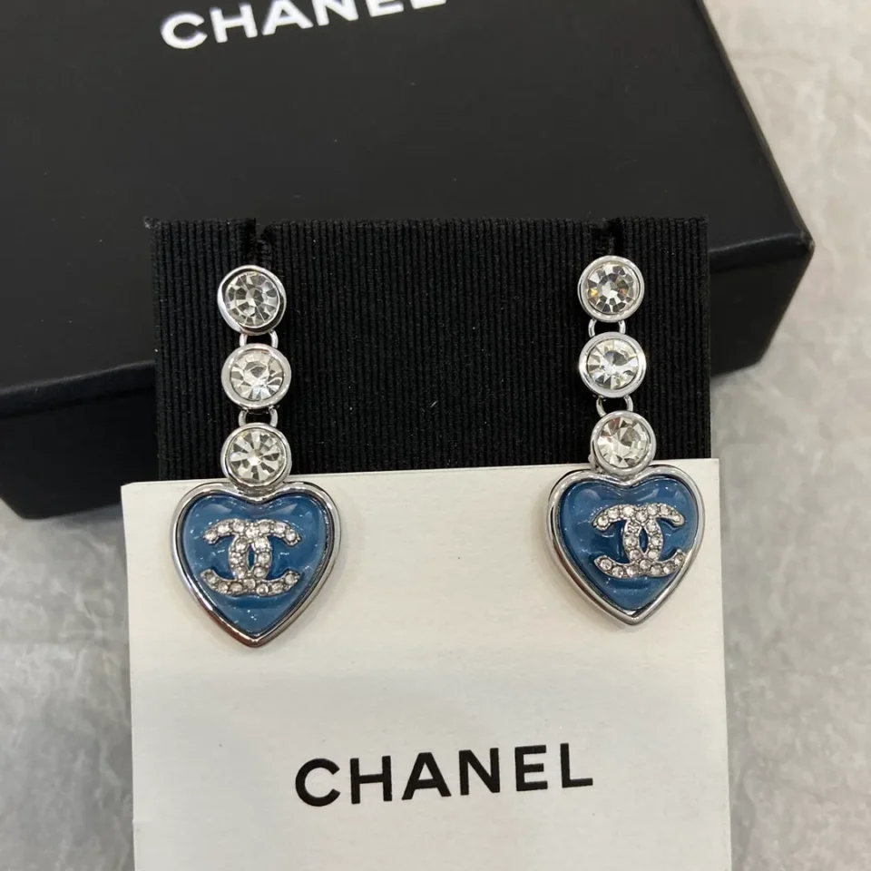 CHANEL Crystal Heart Earrings​