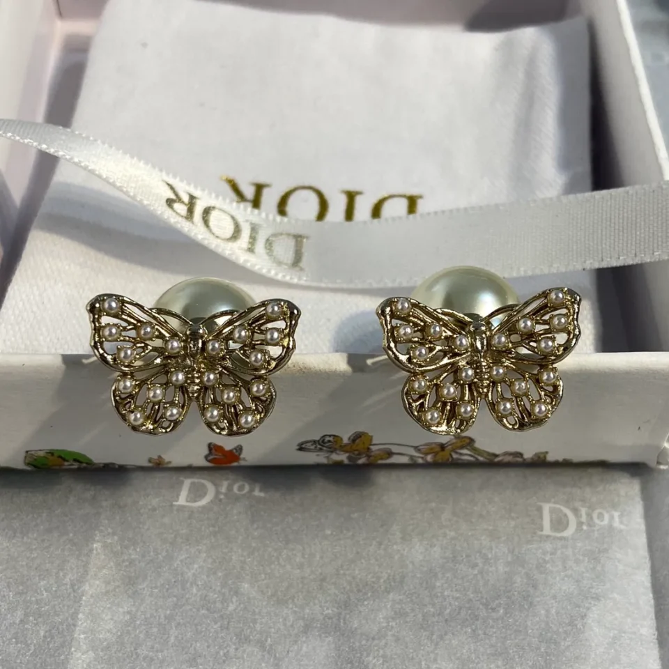 Dior hollow butterfly shape earrings