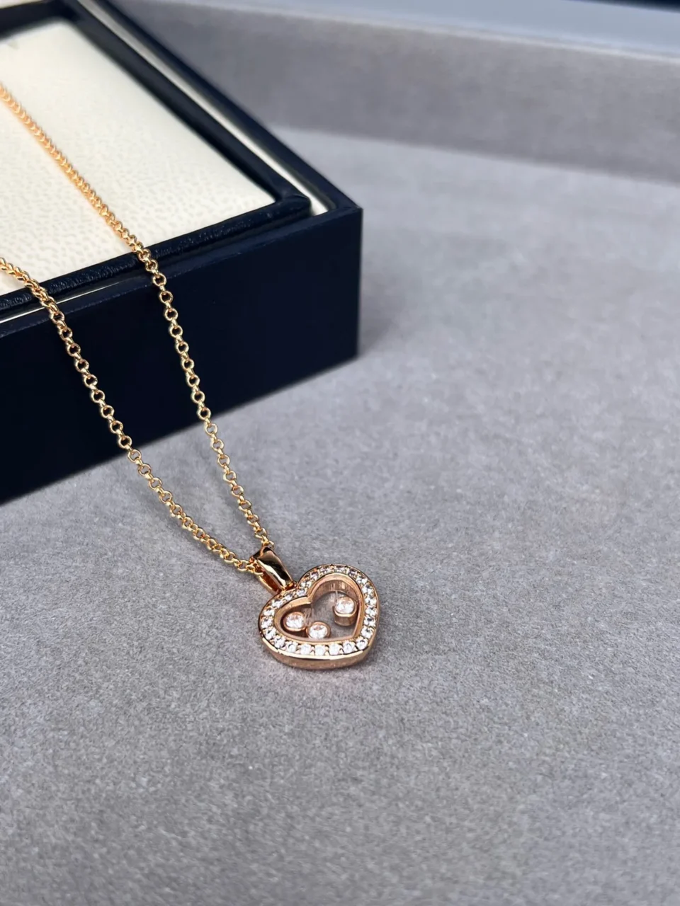 Chopard happy diamonds necklace