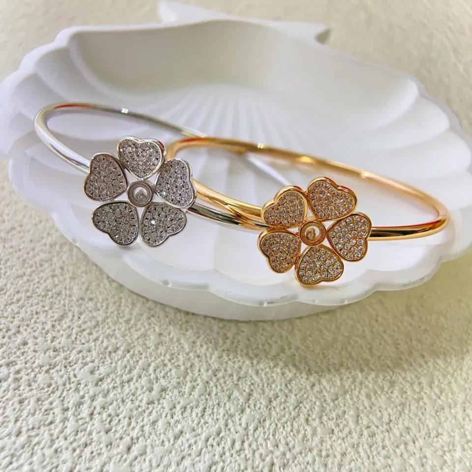 Chopard happy hearts flowers bracelet ,full diamonds