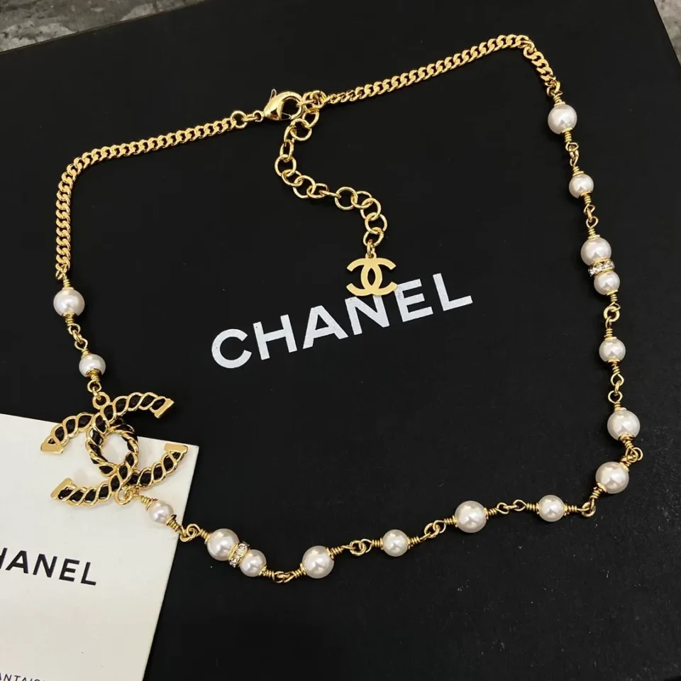 Chanel 24C leather with double C pearl necklace