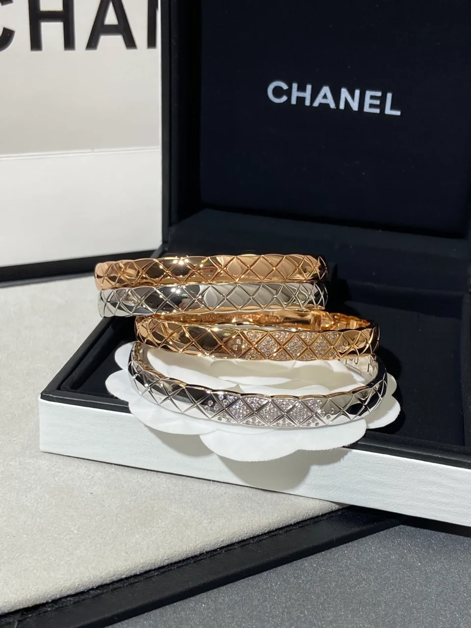 Coco crush bracelet,with diamonds