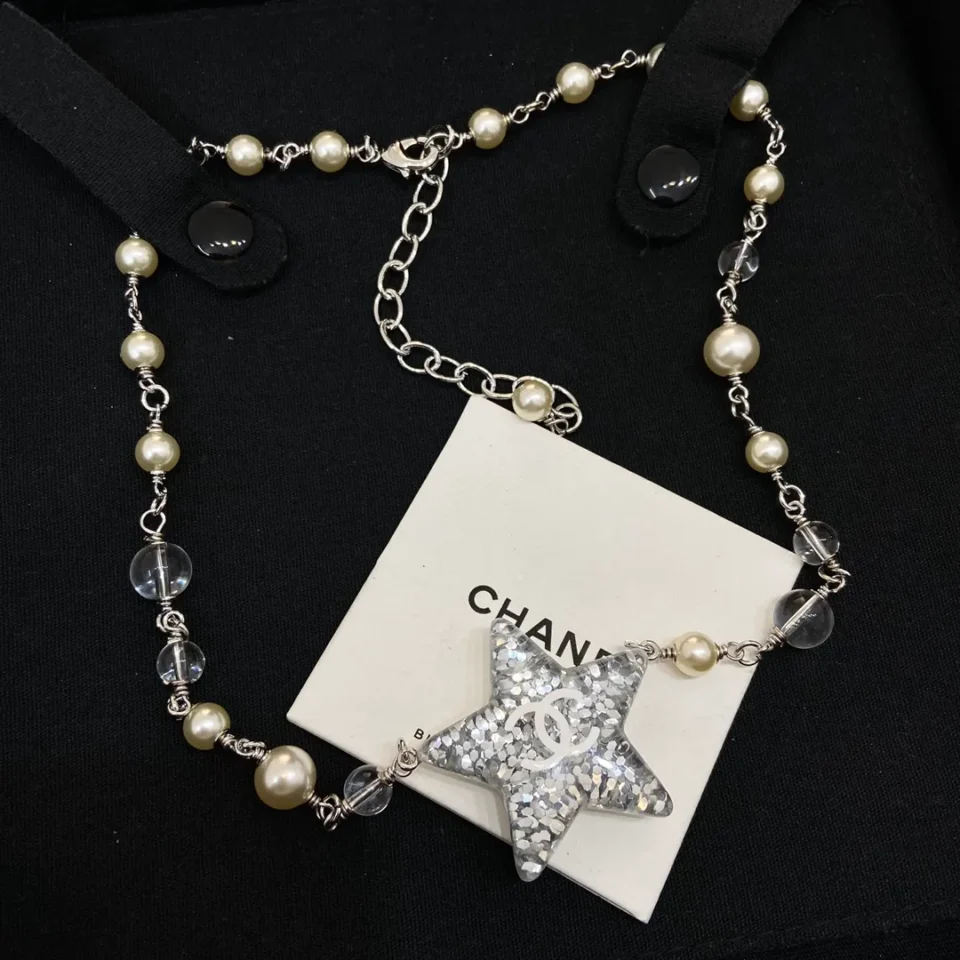 Chanel Cruise 2024/25 Transparent & Pearly White Pedant Necklace