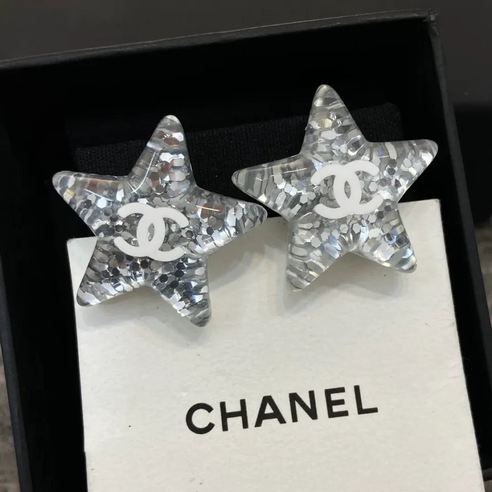 Chanel New Season 25C CHANEL Jewellery Stud Earrings White and Yellow Gold