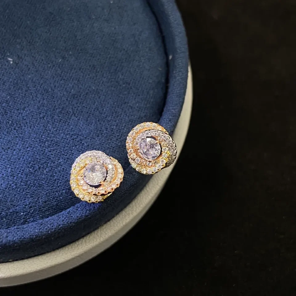 Trinity stud earrings Paved