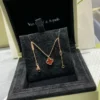 Sweet Alhambra pendant