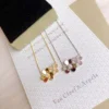 Frivole pendant, 2 flowers