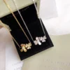 Frivole pendant, 2 flowers