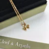 Van Cleef & Arpels Frivole pendant