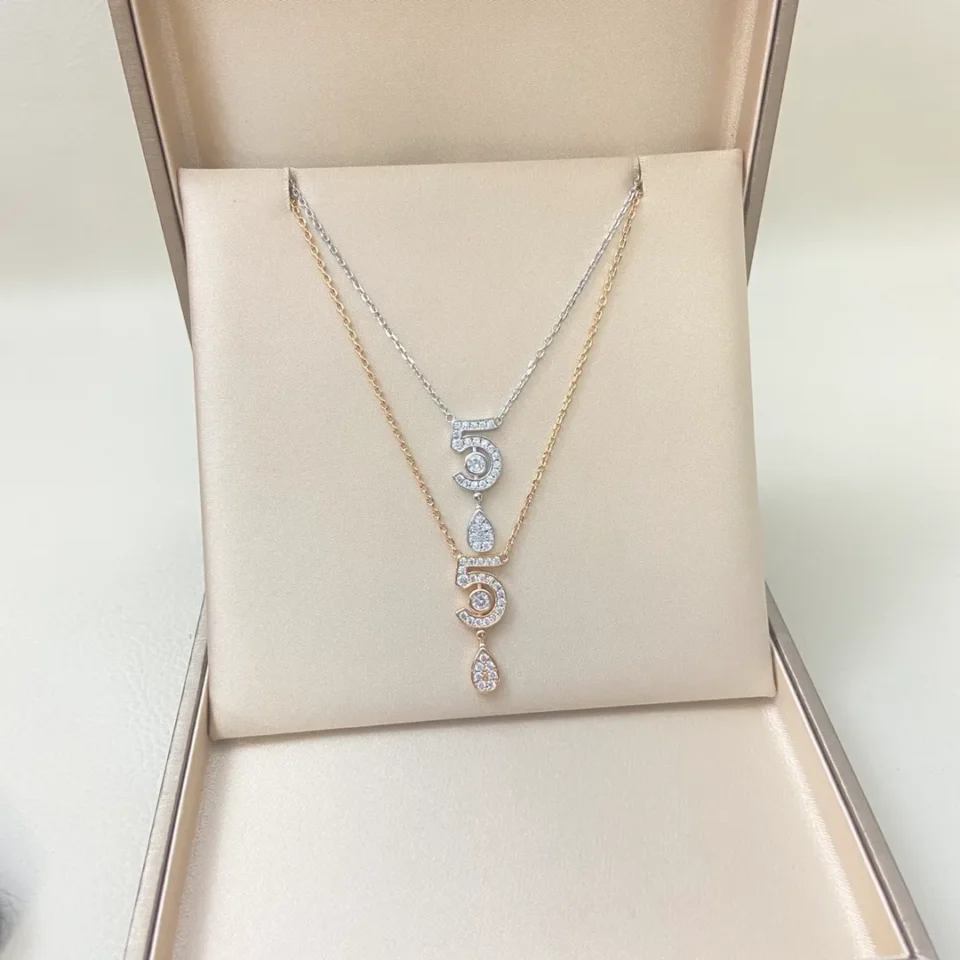 Eternal N°5 necklace