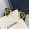 2024/25 Métiers d’art Heart  Ear stud   Metal & Strass  Gold &Black resin