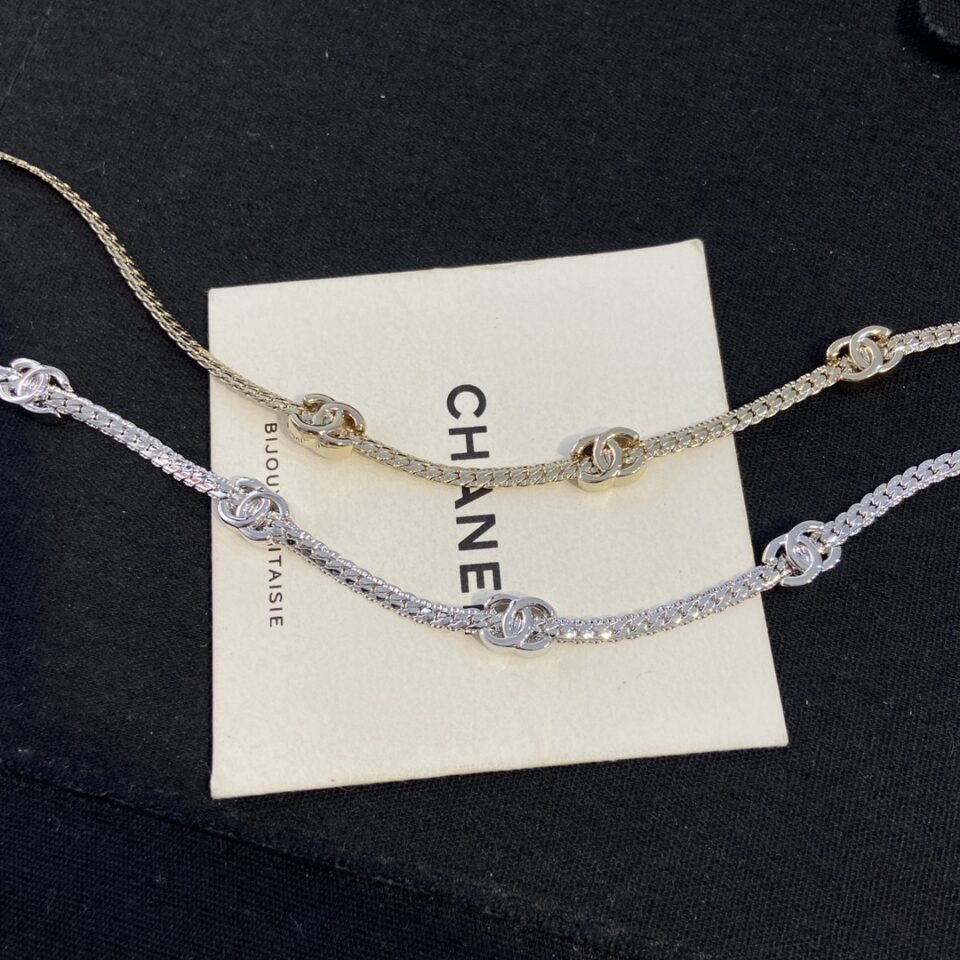 CHANEL CC Logo Choker Necklace Silver Chain Adjustable Necklace