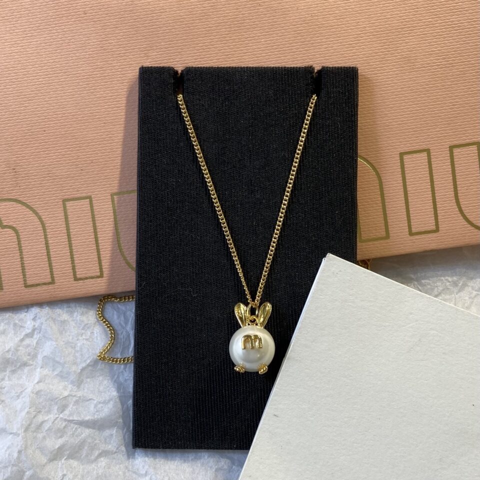 Miumiu Metal necklace with pendant
